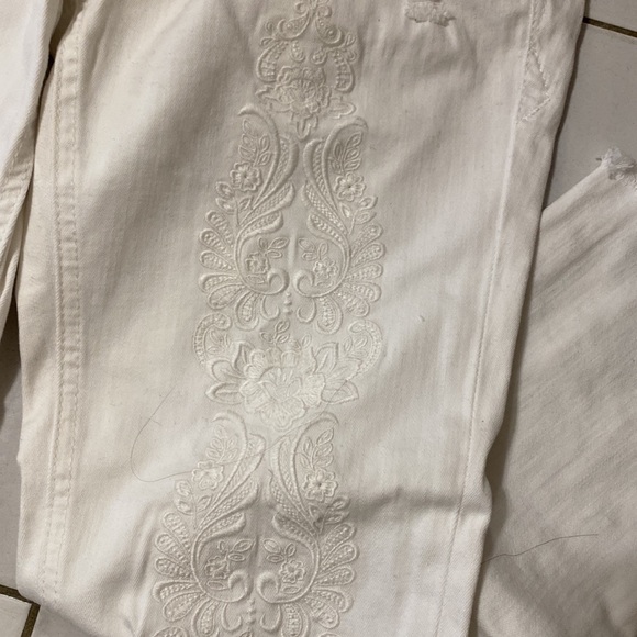 Jeans - Picture 4 of 4